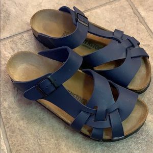 Like new!!  Women’s blue Birkenstock shoes